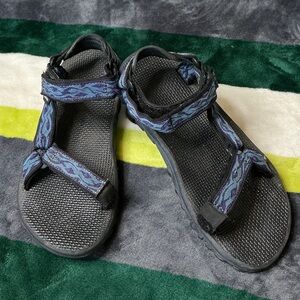 Teva Women's Black Sandals with Blue Patterned Straps Size 8